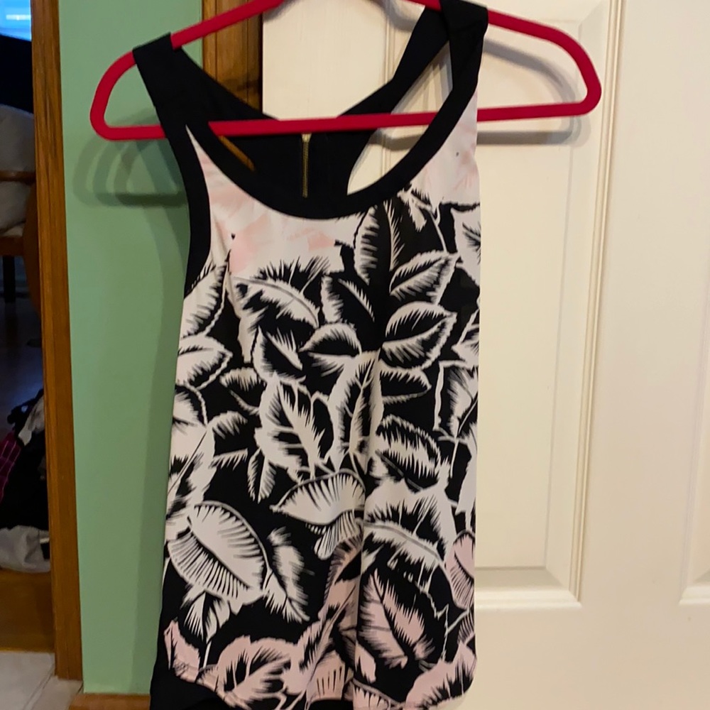 Express size small palm print tank